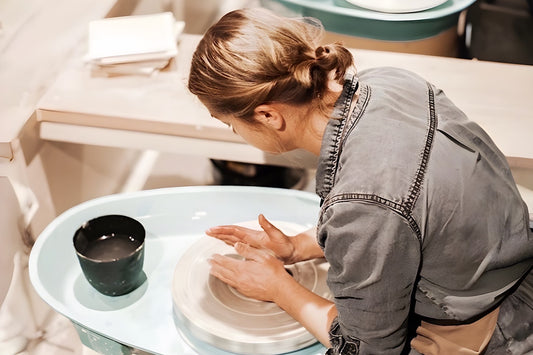What Type Of Pottery Wheel Is Right For You?