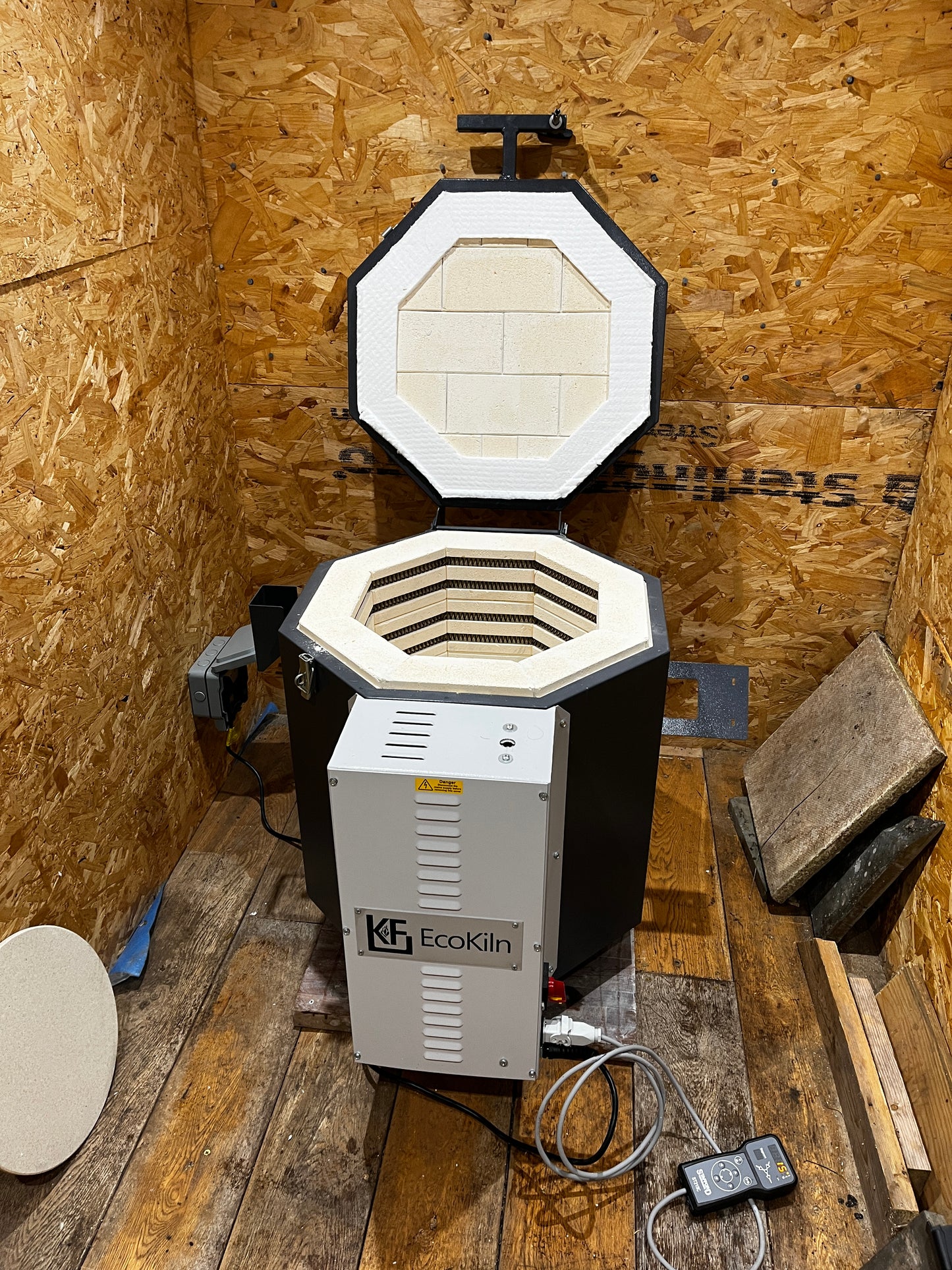 K&F Ecokiln+ 62L Plug-In Pottery Kiln
